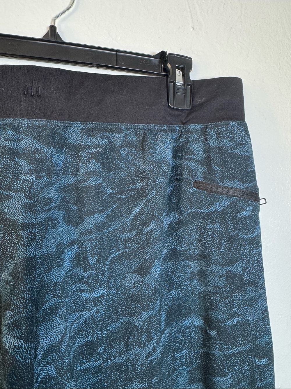 Lululemon T.H.E. Unlined Shorts - Picture 4 of 13